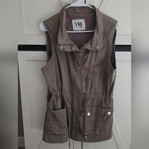YMI Sleeveless Utility Jacket in Taupe